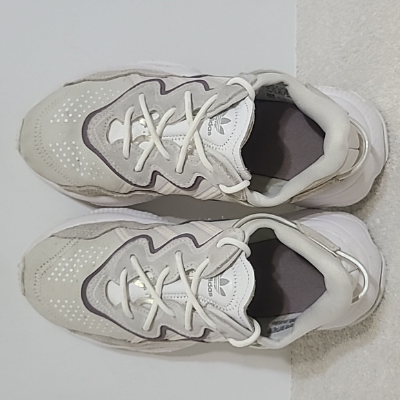 Adidas Women's Ozweego 'Cloud White' Silver Metallic Running Shoes EG0552 Size 7 - Picture 4 of 8